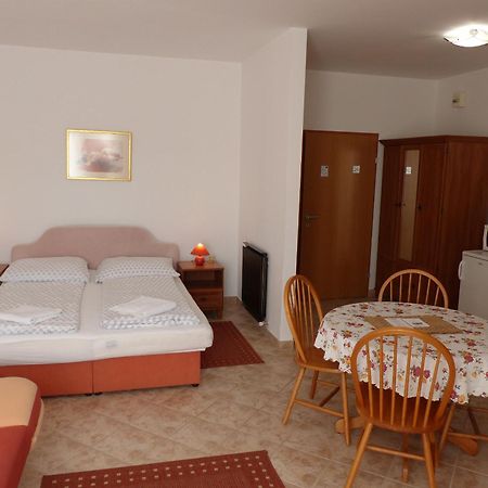 Toscana Lakeside Apartments I - II Family Friend Siófok Rum bild